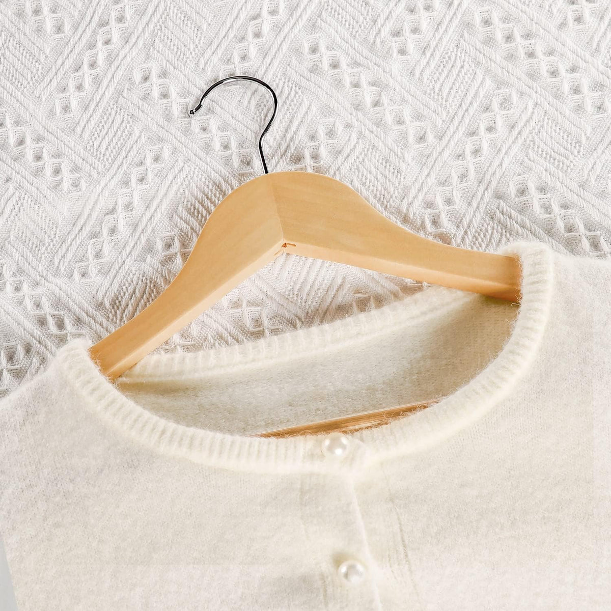 Natural Wooden Clothes Hangers – 30 Pack